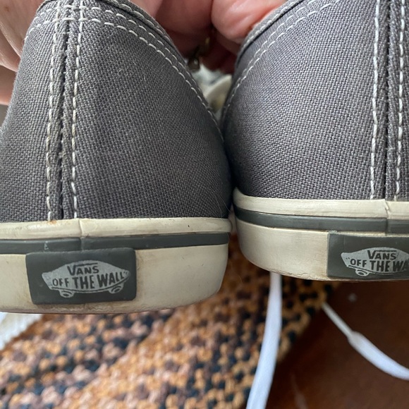 VANS! Gray pre-2019 - Picture 8 of 8